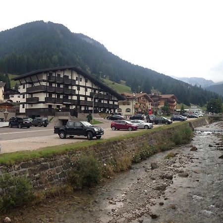Appartamento Buffaure Pozza di Fassa Exteriör bild